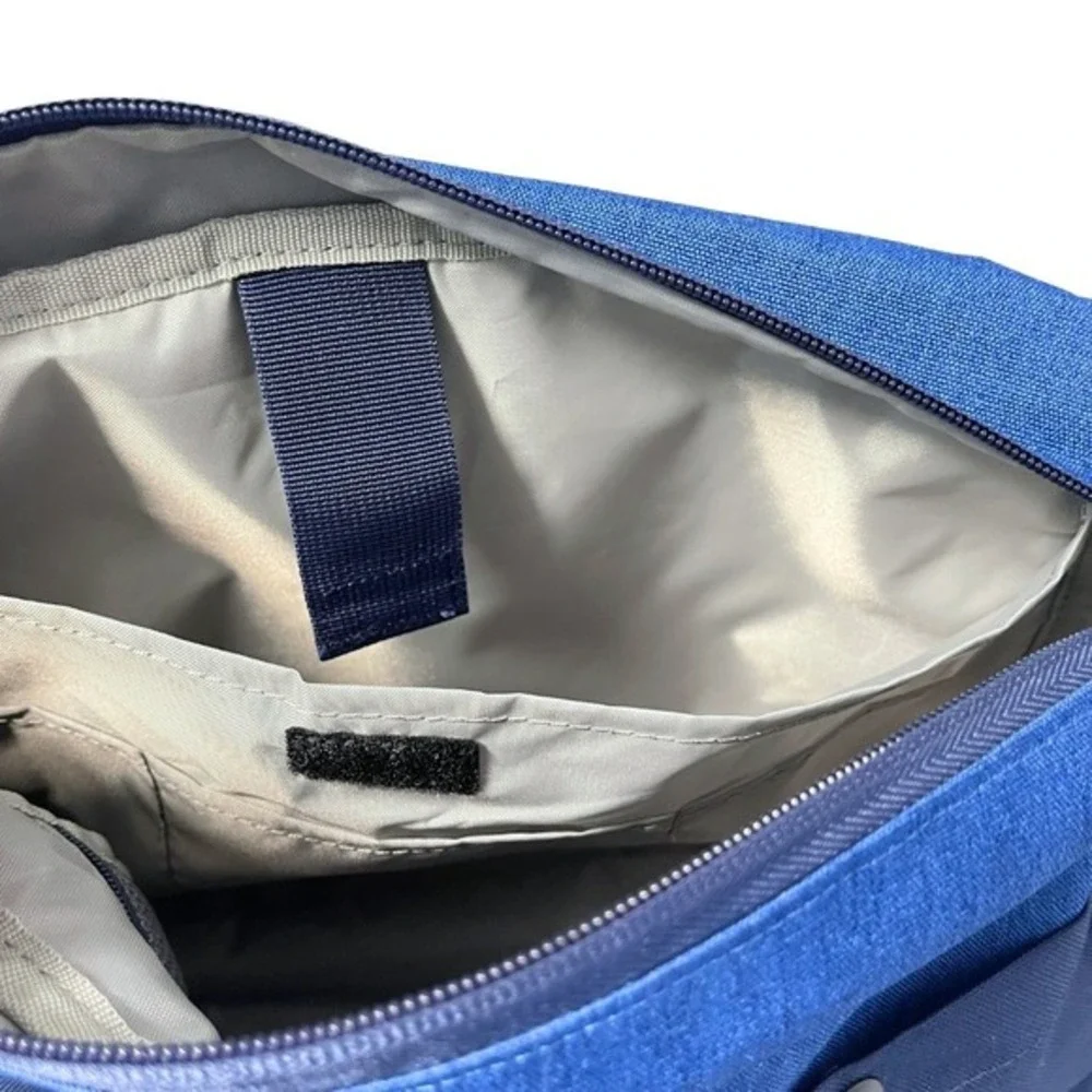 Lands‎ End Everyday Messenger Bag Size 11x15 Laptop Inner Outer Pockets Utility